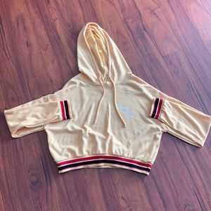 Queen cropped hoodie Ardene never worn size Large